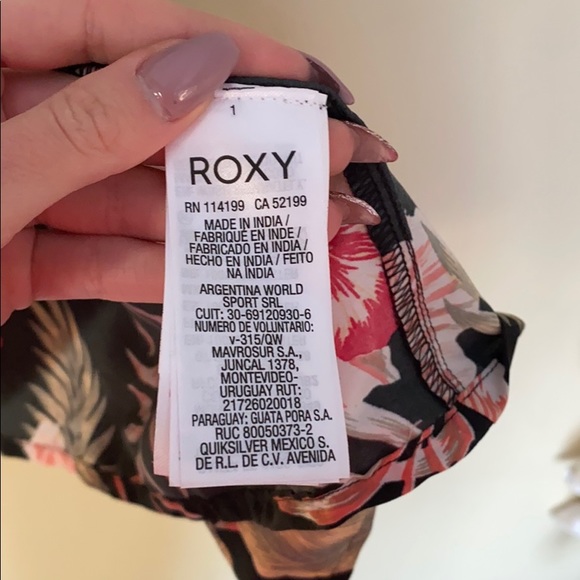 Floral Roxy Dress - Picture 7 of 7